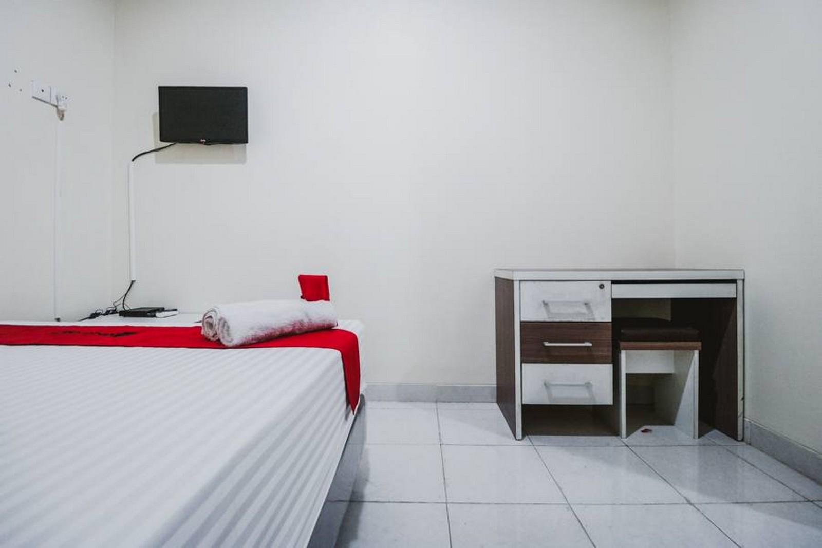 Reddoorz Plus Near Semanggi Jakarta Ngoại thất bức ảnh