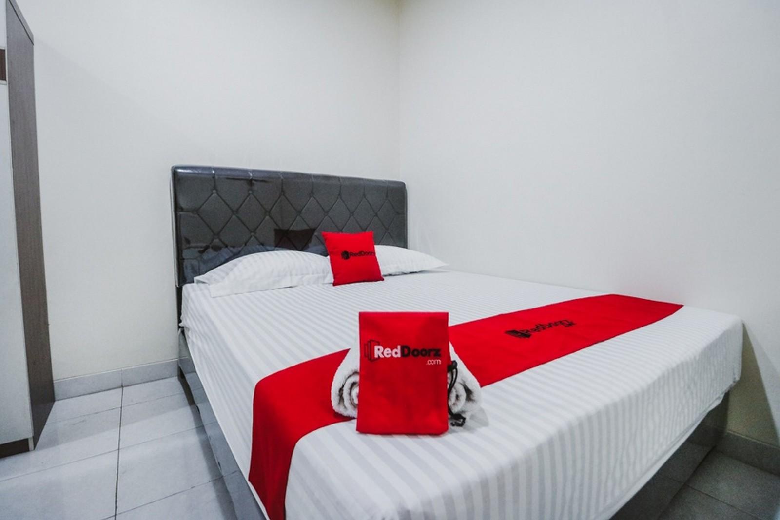 Reddoorz Plus Near Semanggi Jakarta Ngoại thất bức ảnh