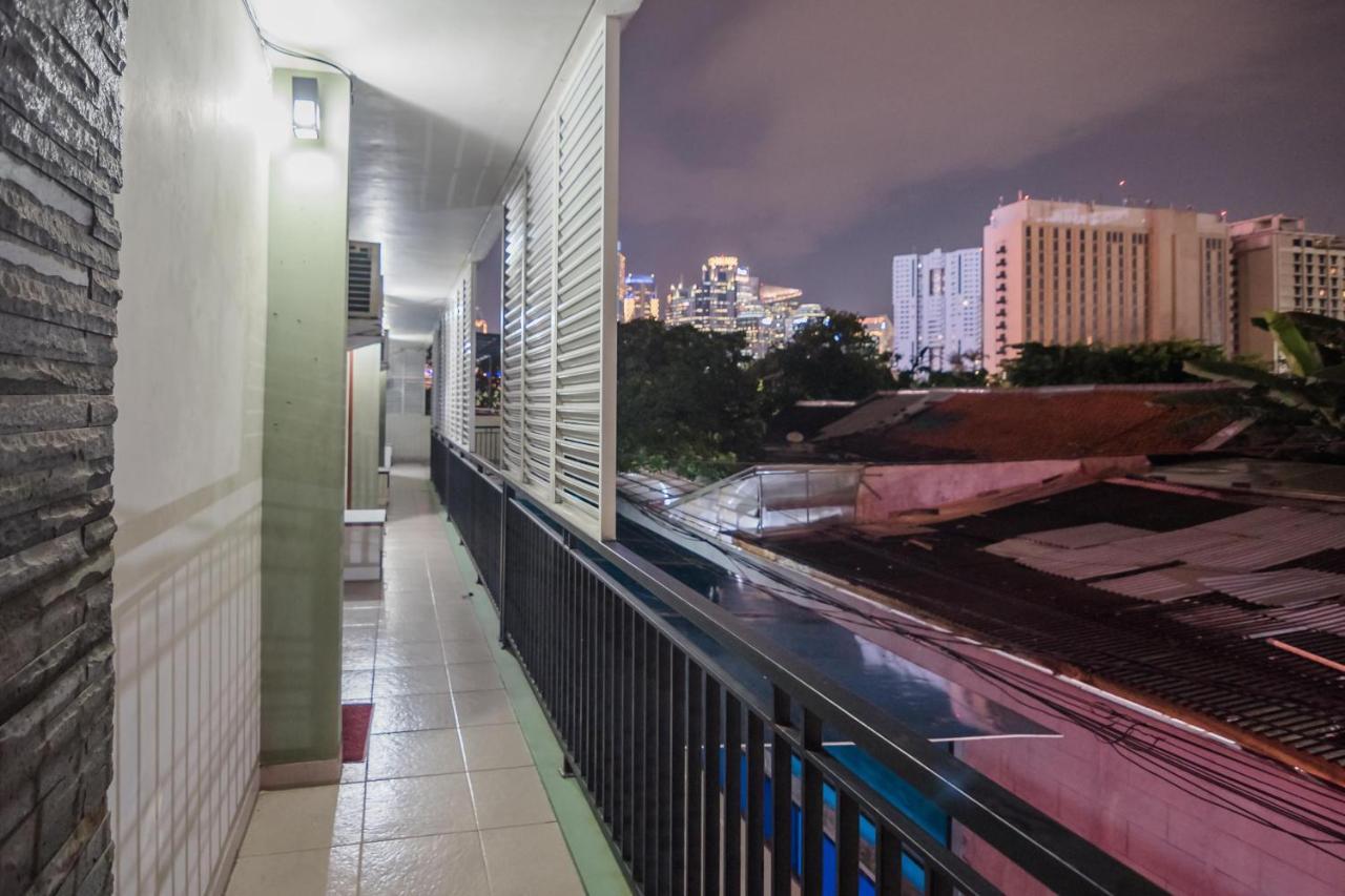Reddoorz Plus Near Semanggi Jakarta Ngoại thất bức ảnh
