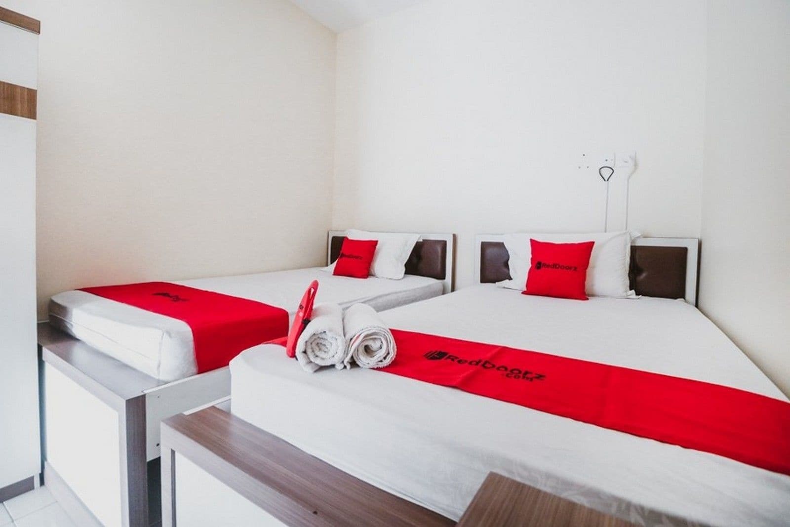 Reddoorz Plus Near Semanggi Jakarta Ngoại thất bức ảnh